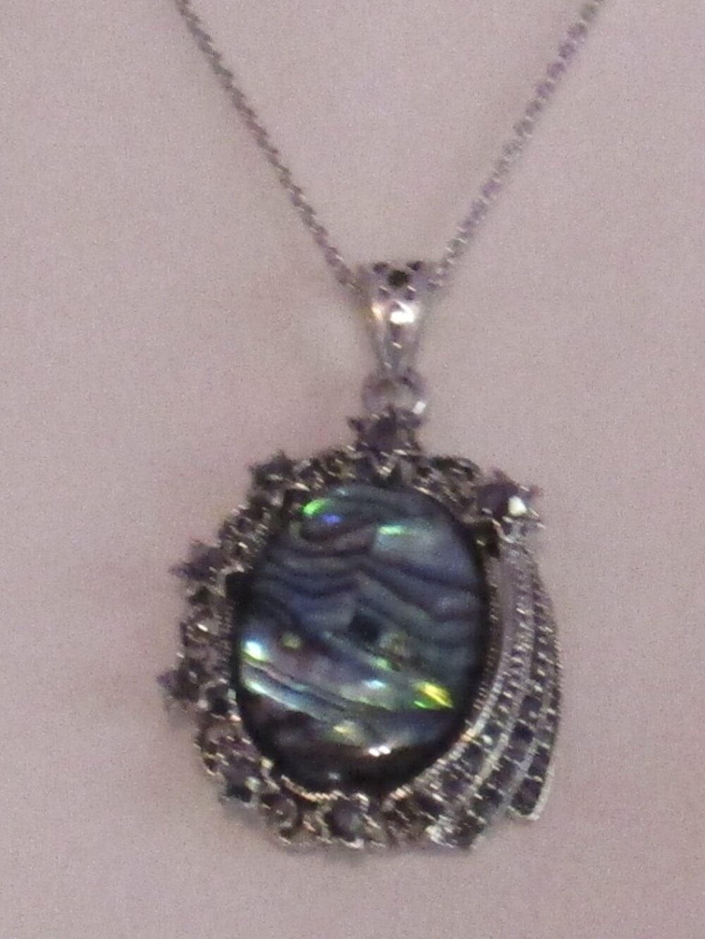 Abalone Shell Hematite Color Austrian Crystals Pendant Stainless Steel 20 in